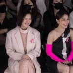 Esther Liu Instagram - 我想就是從 #粉紅絲帶 開始 粉色成為勇敢與溫暖的女性力量 謝謝 @esteelaudertw 與 @voguetaiwan 的邀請 跟姐妹在台北時裝週欣賞三位女設計師大秀 今天與拍雜誌時都穿到了董亭言老師的作品，又率性又溫柔很喜歡💕 #TimeToEndBreastCance #團結你我終結乳癌 #粉紅絲帶 #雅詩蘭黛 #PinkRibbon 感謝團隊 Makeup: @karenchang_makeup Hairstyle: @nelsonkuo_zoom