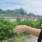 Esther Liu Instagram - #日常碎片 飛不停的九月 行程一直看不到終點 也到了九月的最後一天 總是有這麼幾個瞬間 時間彷彿凝結 確認了我的靈 確實存在於這世界 十月來了 我都來了 當然繼續勇往直前 🙋‍♀️ 最後一張是 @aiyalayotw 她榮登我 #外出工作必備 #吃貨推薦
