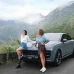Esther Liu Instagram - 連假來個說走就走的旅行吧 讓一路的各種新鮮 創造不同的生命體驗 Cayenne 給我的安全感 讓我能恣意的追求自由 同時也成為獨處的庇所 不用言語 也能懂我跟上我的節奏 怎麼跟挑對象好像？😂 #要罩我也要懂我 那一天好好玩 連結➡️ https://www.facebook.com/elle.tw/posts/713125117524970 我想最終的最終 我們最想到達的 就是舒適與自由 Thanks for everything❤️ @porschetaiwan & @elletaiwan &共馳新境友 @karenhu1984 ❤️🫶🏻