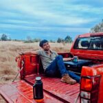 Etienne Bobenrieth Instagram - Acompañenme ahora!!! 9:30 am!!! Una nueva aventura en DISFRUTA LA RUTA!!!! A conocer lugares personas, para que ustedes vayan cuando pase esta pandemia. 😉👍🏼😷🇨🇱🌶😎💙 (se grabó antes de la pandemia, por si acaso) @mega.tv @megapluscl