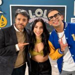 Eugenio Derbez Instagram - Dicen que la gente no cambia… pero es mentira, nosotros cambiamos a nuestros participantes cada temporada. Por eso ahora, en lugar de invitar a #LOLMX al @borrenava , invitamos a @oficialmariachacon 💀 8 de marzo solo en @primevideomx #LOL6 #NuevaTemporada // They say people don’t change for the better, but we changed our standards and we didn’t invite @borregonava but we did invite @officialmariachacon to the new season of #LOMX 💀