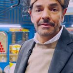 Eugenio Derbez Instagram - Así quedó la casa después de grabar la 6ta temporada de @lolmx_oficial Inicio: 8 de marzo. It’s time to start a new cycle in #LOLMX school, and this new generation comes very “nerdy”. LOL Season Six 💀 premiere March 8 on @primevideomx #LOL6