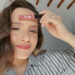 Evaluna Montaner Instagram - El labial favorito de @evaluna es el Labial Mate Studio Look, porque es de larga duración y no transfiere💕. Estos son sus 3 tonos favoritos: Teddy, Dusty Rose y Ruby Red✨ ¿Cuál es el tuyo? #CyzoneXEvaluna #publicidad