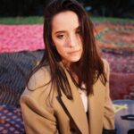 Evaluna Montaner Instagram - 24. Uf. A los 23 viví momentos que formaron a la mujer que amo que soy hoy. Me reí, lloré, me equivoqué, aprendí, me volví a reír, me reintegré, me reconstruí, y me volví a enamorar de mí y de esta vida que Dios escogió para mí. Estoy emocionada por lo que viene y estoy orgullosa de cómo llegué hasta aquí. Gracias familia por acompañarme paso a paso. Gracias Dios por agarrarme de la mano. Gracias @camilo por caminar conmigo y ser el reflejo más grande de la Luz del dueño de todas las luces. Te amo. Seguimos pa’lante como el 🐘. Los amo. Este año será increíble! ⚡️🐝🌙