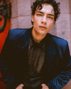 Evan Evagora Instagram - Blue suede blue steel
