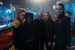 Evan Evagora Instagram - A hacker, a Listener, an admiral, a borg and an Alien all walk into an altered timeline and…I know I did similar joke already but I don’t care, season 2 is finished, here’s some bts. I won’t be back for the third season of Picard, so to quote a mediocre band “thanks for the memories” y’all know the rest! LLAP