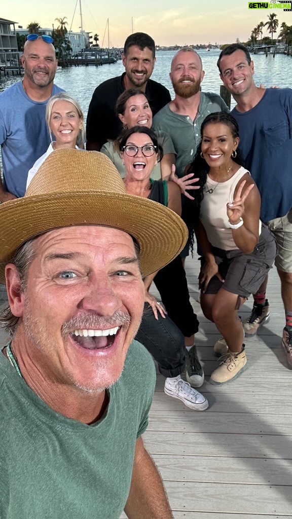 Evan Thomas Instagram - ROCK THE BLOCK SEASON FIVE IS COMING IN MARCH 🎉🌴🎬 Your favorite #rocktheblock duos are back on the block and this time there’s only one thing on their mind… REDEMPTION 👏 Soooo… what team are you rooting for? Let us know in the comments 👇 ✨ Team Keith & Evan? #teamkeithandevan ✨ Team Bryan & Sarah? #teambryanandsarah ✨ Team Lyndsay & Leslie? #teamtwinwin ✨ Team Page & Mitch? #teampageandmitch (sadly, they weren’t able to be in this video, but don’t forget to show them some love in the comments) Tune in to see the brand new season unfold on Monday, March 4th at 9pm ET/PT on @hgtv or @streamonmax 📺