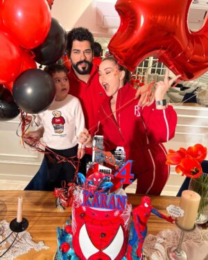 Fahriye Evcen Instagram - 4 yaşın kutlu olsun kalbim ♥️👑😌
@karanozcivit  #13.04.2023