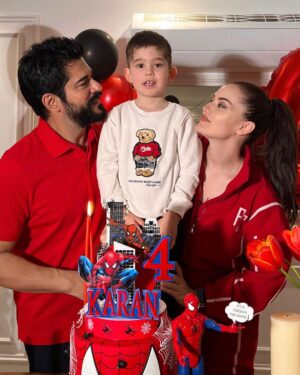 Fahriye Evcen Instagram - 4 yaşın kutlu olsun kalbim ♥️👑😌
@karanozcivit  #13.04.2023