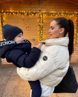 Fahriye Evcen Instagram - 🤎