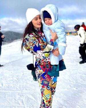 Fahriye Evcen Instagram - My spark of light.. 🌟  #çokseviyorum 😌🩵