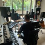 Fainal Instagram - Un R&B Bangaz del 23 De Dic 😅 con DX7 de Yamaha del 83 mero LoFi Pai 😮‍💨