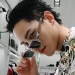 Fandy Fan Instagram - 🦖🦖龍年限定，拜年祝賀一張搞定🙌🏻 @Prada #Prada #PradaSS24 Stylist @charliebubblecat Makeup @wjc_mua Hair @zoom_edmund Photo @0uwang Team @weteamwork.co