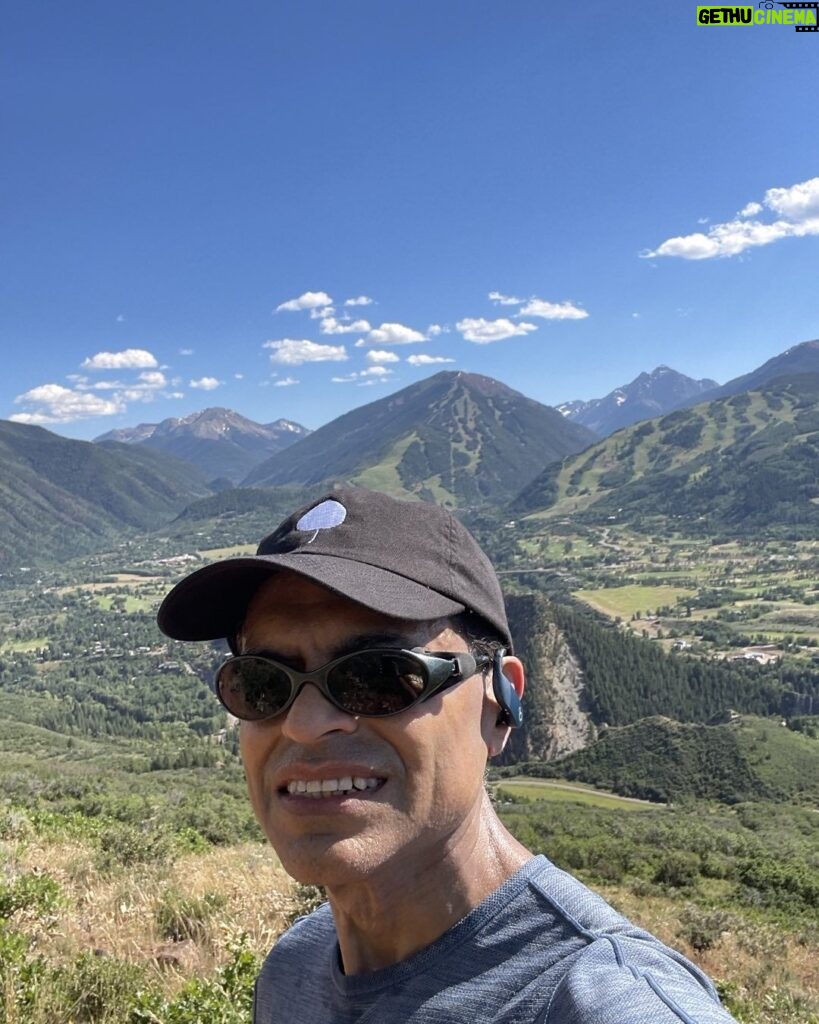 Fareed Zakaria Instagram - Just hiked the Sunnyside trail, outside Aspen. A sunny day so, appropriate. Colorado is just so stunning.