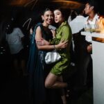 Febby Rastanty Instagram - Blackpunk in your areah! #KUPunyaMILA wedding reception season finale edition 😝 Sekali lagi, Teh lilis, Mbak Mawar, Neng Jejen mengucapkan selamat kepada Inang Jisuca mila! 🙏🏻