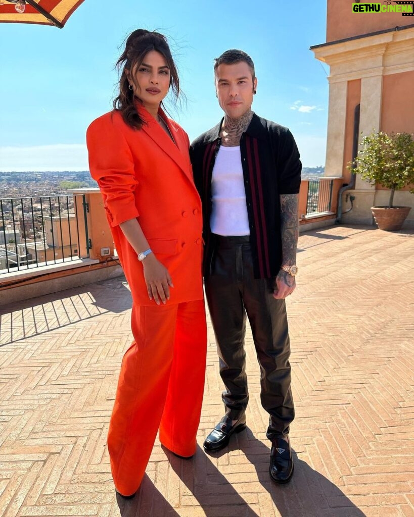 Fedez Instagram - Insieme a @priyankachopra ❤️ Dal 28 aprile disponibile su @primevideoit #CitadelOnPrime @CitadelOnPrime #adv Rome, Italy