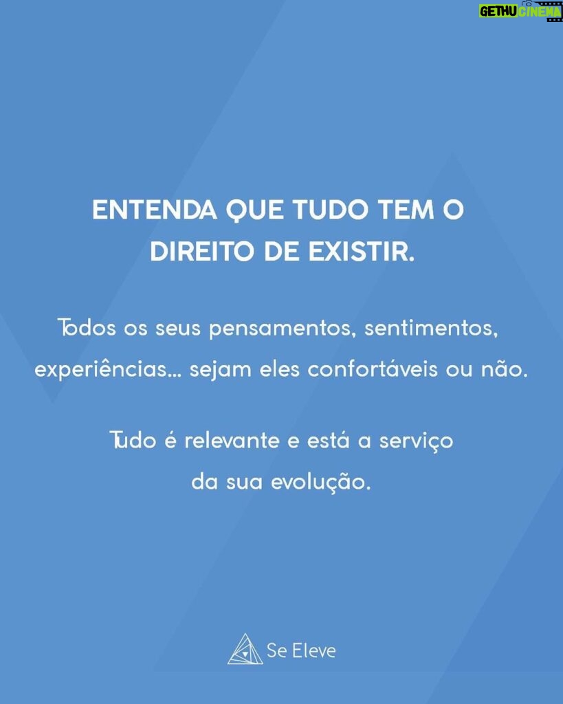 Fernanda Souza Instagram - Para se conhecer, você precisa saber do que você é feito. E, sim, você é feito de energia! ✨ A verdade é que tudo no Universo é composto por uma energia que vibra em diferentes frequências - e isso inclui todos nós. Essa energia pode se manifestar de forma condensada, como no seu corpo físico, que você pode tocar agora; ou de forma livre, em tudo que você não pode ver, não pode tocar, mas pode sentir. Tudo isso compõe o seu corpo energético! E, se tudo é energia, você precisa saber como cuidar melhor da sua! Quer entender mais sobre isso? Venha assistir à nossa série gratuita Autoconhecimento para Iniciantes. Uma série criada com o objetivo de descomplicar o processo de Autoconhecimento e te ajudar a trazê-lo para a sua vida cotidiana de forma simples, leve e prática! Clique no link da Bio e venha com a gente viver essa transformação! 🌀✨