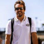 Fernando Alonso Instagram - One more time . @astonmartinf1 #abudhabi #f1 #astonmartin @boss