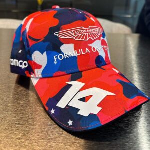 Fernando Alonso Instagram - All set for the upcoming three weeks of racing . The entire team united for the final push of an incredible season for us! Let's go, team! @astonmartinf1 #f1 #astonmartin