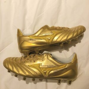 Fernando Torres Instagram - Mizuno. Made in Japan. Thank you so much for your support. Much appreciate these beautiful commemorative Boots.
Arigato!!!