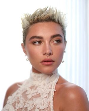 Florence Pugh Instagram - I know I’m always late at posting.. but I’m sharing a love fest as this was truly such a special evening and a wonderful way to congratulate and cheers to magic people being magical. 
@elleuk and @tiffanyandco thank you for hosting and sponsoring such an evening and for giving the stage and the opportunity to all those you awarded. 
I had the pleasure of having one of the worlds most thrilling and exciting creators give me my award. I also get to call him a friend. Which is mind boggling. @harris_reed you are MY icon and I’m incredibly lucky I get to love you and collaborate with you and grow in this funny industry with you AND hear you say all those beautiful things on that stage.
Well done to all the winners, what a lovely event!