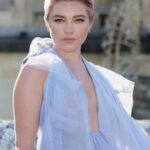Florence Pugh Instagram - @pppiccioli i’m always so inspired. So grateful that we got to see the art that you and your creators and makers worked and continue to work so hard on. Stunning again. Well done to all who graced those steps, unbelievably beautiful show. @maisonvalentino