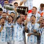 Florencia Ortiz Instagram - Cuanto amor por mi Argentina, en la buenas y en las malas. Te amo 🇦🇷🇦🇷🇦🇷🇦🇷💜💜💜 #equipo #felicitaciones #copaamerica #felicidad #festejo #argentina #barcelona #noslomerecemosestoymas 😁 Barcelona, Spain