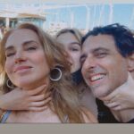 Florencia Ortiz Instagram - Amor por sus padres. Eva 💜. Lo que importa es la familia. 😁 Catalonia, Spain