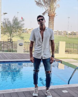 Florent André Instagram - Back home 🇦🇪