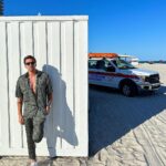 Florent André Instagram – Miami beach ☀️😎
Outfit @_swanparis_ Fontainebleau Miami Beach