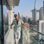 Florent André Instagram – Bof bof la vue de mon appartement 🤥 Dubai, United Arab Emiratesدبي