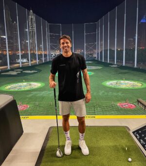 Florent André Instagram - Golfeur a mes heures (tres) perdues 🏌️😂