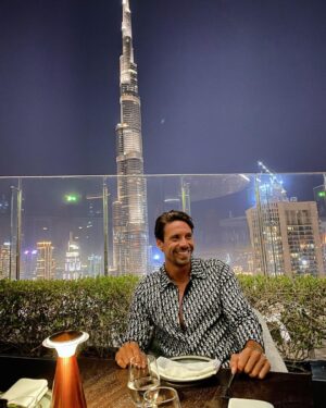 Florent André Instagram - Good evening 🌖🇦🇪