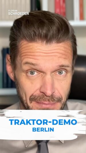 Florian Schroeder Instagram - Wer von euch hat schon Traktoren gesehen? 😁