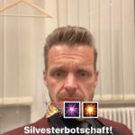 Florian Schroeder Instagram - Kommt gut ins neue Jahr, Ihr Lieben! Berlin, Germany