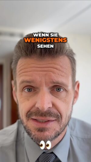 Florian Schroeder Instagram - Was hältst du von den aktuellen Demos gegen Rechtsextremismus? 🤷🏽‍♂️