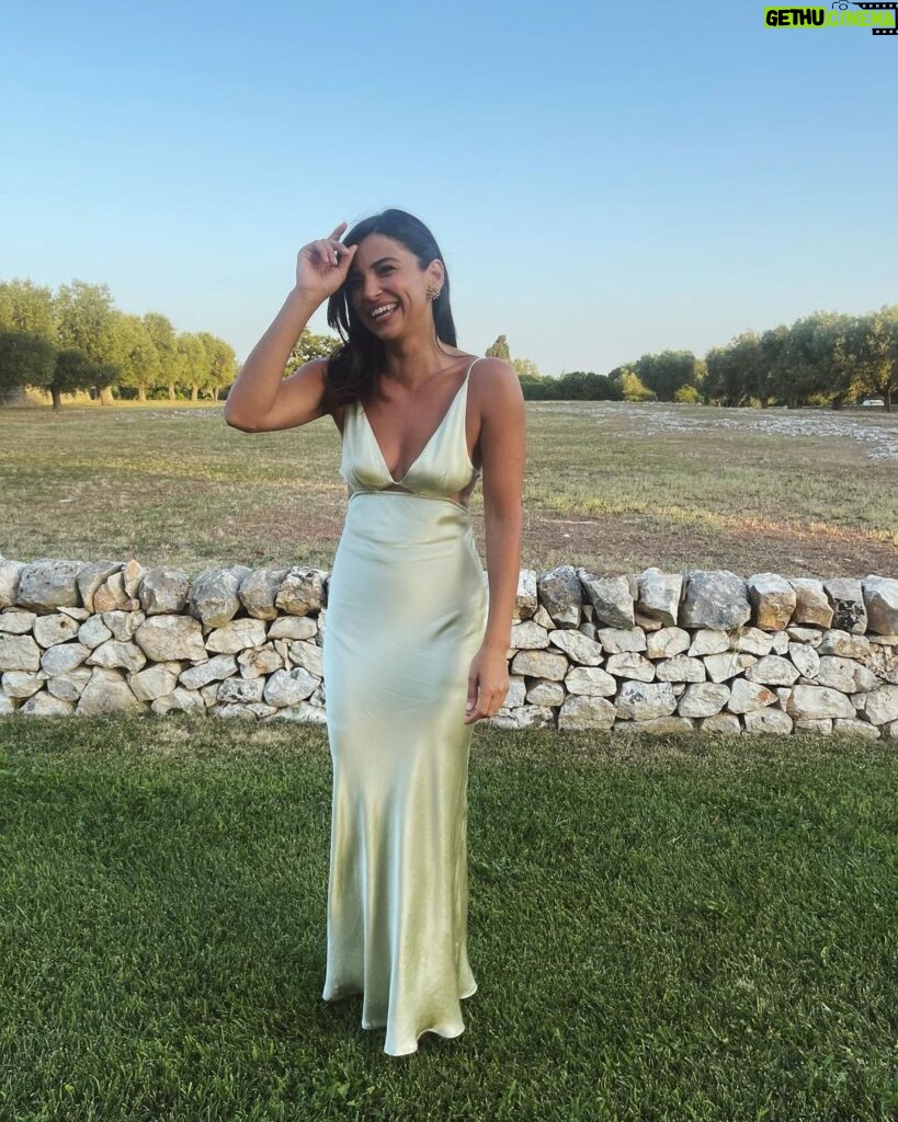Floriana Lima Instagram - Friends celebrating friends in Puglia❤️ Ostuni, Puglia, Italy