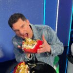 Flula Borg Instagram - A show about Karbohydrates! #IsItCake streamings now! (and apology again to everyone at Bäckerei Franzl)