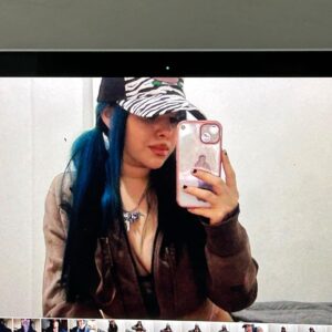 Foudeqush Instagram - h0lA cómo están a poco no se antoja un ____ en la ____ ??? ✮♱✮ 𖤓 ✮♱✮