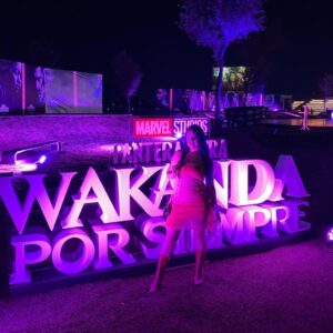 Foudeqush Instagram - lanzamiento de @blackpanther en México! 🇲🇽 🖤 WAKANDA FOREVER