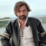 Francesco Apolloni Instagram - Riunione di sceneggiatura Stacco la mia agente @tiziana_dimatteo1 @tt_agencysrl mi chiama e mi chiede " Mi servono delle foto con questo look che hai " io : " Che look ? " @tiziana_dimatteo1 : "Ma si dai con la barba trasandato" io: 😳Quando ti servono ? " @tiziana_dimatteo1: " Ora !" Stacco il tuo sceneggiatore di fiducia @kardius67 si trasforma in pochi minuti in @david_lachapelle con un pizzico di @olivierotoscanistudio no filter no make up Risultato ??? ROMA - città eterna