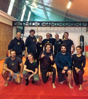 Francisco Fernández Instagram - It’s a real pleasure to learn from the best in the business 👊🏼 @madstunts 
 #gettingreadyforjohnwick5