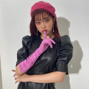 Fukutomi Tsuki Instagram - ♡Popteen11月号発売開始♡

今回の表紙は @meru_nukumi めるるさんと！　@kanon420_official  のんのんさんです！

うわぁぁぁぁぁあん（ ; ; ）もうお2人ともほっんとうにっ！大好きな先輩様方です😭💗　

いつもたくさんお話聞いてくれてありがとうございます😭！！

♡とっても可愛くて素敵な表紙♡
皆さんも店頭でもウェブでも是非ゲットしてご覧下さい💗

11月号の撮影もとっても楽しかったです！

もっと沢山の誌面に出れるよう、頑張ります！

アンケートも宜しくお願い致します！

#popteen11月号 
#タルちゃん

オフショットも楽しみにしててくださぁい🖤