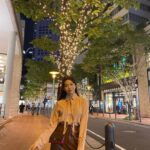 Fukutomi Tsuki Instagram - ✨11.04 いい推しの日✨ 今日のこの日、それから来年の11.4日も私の事を推して頂けますように♡ 秋にお友達とデートに行った時の写真！ この日はまだ暑さもあって、このイルミネーションを見て、もう冬みたいやね！って言ってたのに最近すごく寒い🤧❄️ 風邪にも気をつけてください！ そして11月21日（土）にMagicourのファンミーティングが開催されます♡ 詳細はLOVEteenをチェックしてください！ チケットの販売ページと、詳細はストーリーに載せるのでそちらからご覧下さい！ ♡1104♡私も皆さんが大好きです😍❤️ *写真撮影前後でマスクを必須として着用しました。 가을에 친구와 데이트 갔을 때의 사진! 이날은 아직 더위가 있을 때여서 이 일루미네이션을 보고 벌써 겨울 같아!]라고 말했었는데, 요즘 너무 춥네요 🤧 ❄ ️ 감기 조심하세요! 그리고 11월 21(토) Magicour의 팬미팅이 개최됩니다 ♡ 자세한 내용은 LOVEteen을 체크하세요! 티켓 판매 페이지와 상세는 스토리를 봐주세요 ♡ 1104♡ 저도 여러분을 매우 좋아합니다 😍 ❤ *사진 촬영 전후로 마스크를 필수로 착용했습니다.
