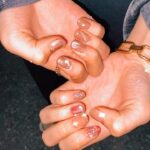 Fukutomi Tsuki Instagram - レモネードの投稿でもチラッと見えたこのネイル♡ 私の大好きなお姉さんが撮影前に 可愛くしてくれました><♡ 핑크는 역시 너무 이뻐요 💗 내일은 할로윈입니다👻🎃　 할로윈 메이크업도 해볼까요!?!? 아!! 여러분! 뭔가 리퀘스트 있으면 꼭 꼭 말해주세요!!! 리퀘스트 중에서 선택하고 해볼께요 ((o(*'▽'*)o)♡ 스토리의 사진은 이따가 올릴때니 기다리세요!💗