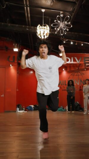 Gabe De Guzman Instagram - FRUIT LOOP. (EXPLICIT) 🍒 @flomillishit
———————————————
tricia stay makin me dance sassy. 🤣

💃🏻: @1triciamiranda 
📍: @mdcdance 
🎥: @rudekoji
————————
#GabeDeGuzman #Dance #LA #Class #Choreo #TriciaMiranda #Viral #Explore #Trending