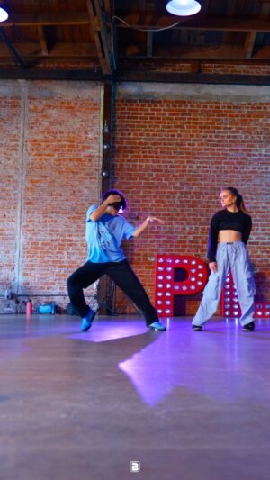 Gabe De Guzman Instagram - bang bang 💥 round two.
thank you for everyone who danced w us @theplaygroundla !!!
#bangbang - @nickiminaj @jessiej @arianagrande 🎥 @shanebruce 
#kellysweeneychoreo #gabedeguzmanchoreography #playgroundla #nickiminaj #arianagrande #jessiej