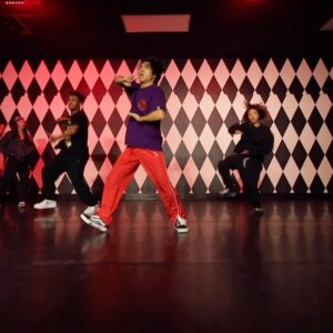 Gabe De Guzman Instagram - PRINCESS DIANA 👑 @icespice
—————————————————
thanks vegas for always goin CRAZY.

choreo: 🙋🏻‍♂️
🕺🏻💃🏻: @amari422 @gabedofficial @polkegirlty 
studio: @prodigytrainingcenterlv 🖤🎲
—————————————————————
#GabeDeGuzman #Dance #HipHop #Vegas #Class #Viral #Explore #Trending