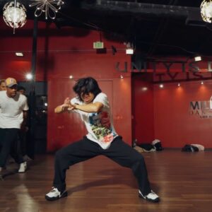 Gabe De Guzman Instagram - MY HOUSE. 🪩 @beyonce
———————————————
manifesting to be back on a stage soon. 🤞

🕺 @phil_wright_ 
📍 @mdcdance
🎥 @directedbyjon
🎵 @markusshields
———————————
#GabeDeGuzman #Dance #LA #Choreo #Class #Live #Beyonce #PhilWright #Viral #Explore #Trending