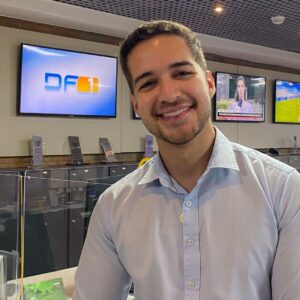 Gabriel Luiz Instagram - Três anos de DF1, com a equipe mais afiada sempre